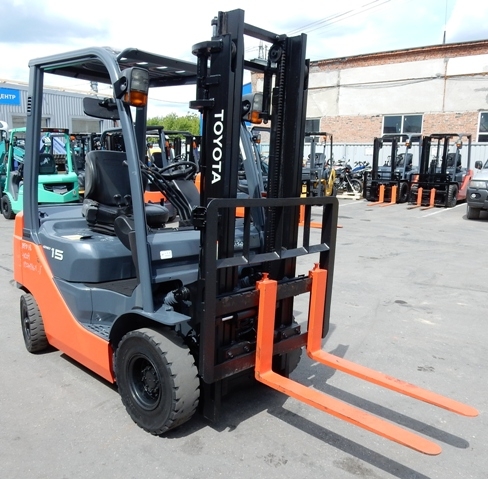 Б у вилочный погрузчик – выбираем правильно