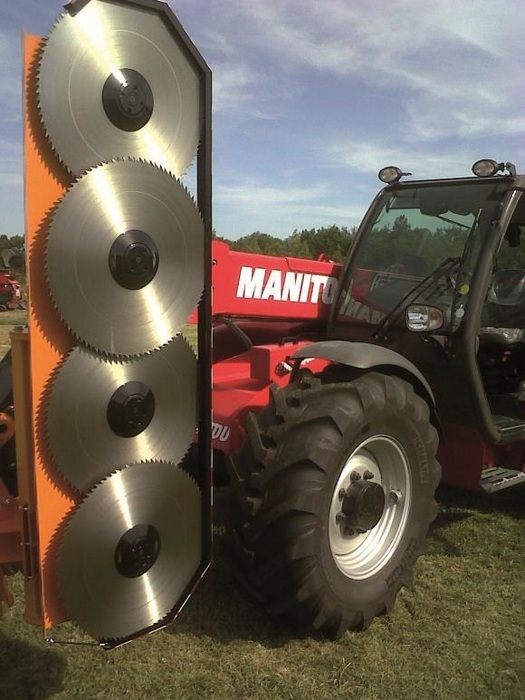 Сменный дисковый кусторез на телескопический погрузчик купить в Москве