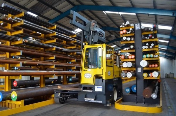 автопогрузчик с боковым смещением вил, боковой погрузчик