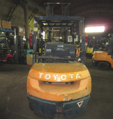 Погрузчик Toyota 7FG30