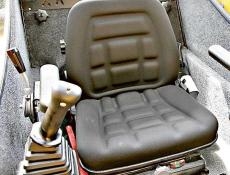 Сиденье для вилочных погрузчиков – комфорт и безопасность Сиденье для вилочных погрузчиков – комфорт и безопасность