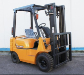 Автопогрузчик Mitsubishi FD15D