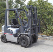 Автопогрузчик Nissan L01A15D