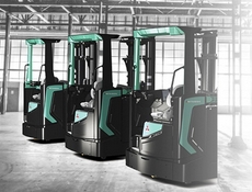 Что выделяет высотный ричтрак среди штабелеров