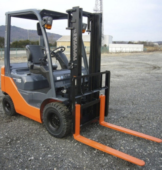 Погрузчик вилочный б у Toyota 8FG15