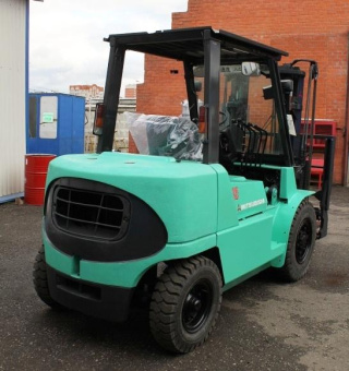 Погрузчик вилоный б у Mitsubishi FD35T