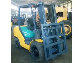Погрузчик вилочный б у Komatsu FD35-7
