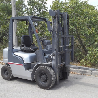 Автопогрузчик Nissan L01A15D