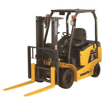 Komatsu FB25 мачта 4,7 м