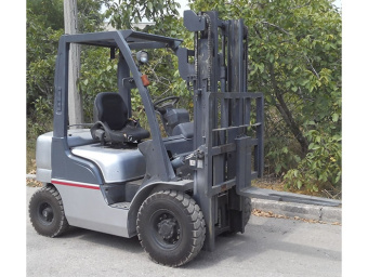 Автопогрузчик Nissan L01A15D